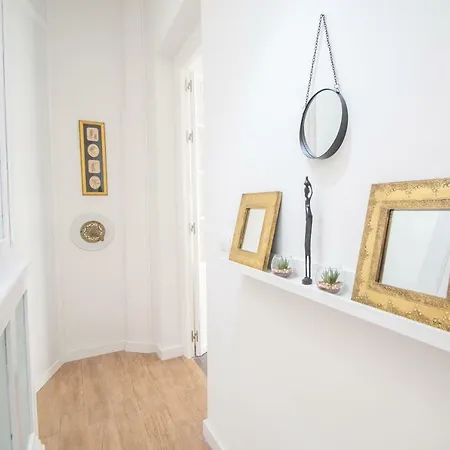 Musas De Apartamento Cádiz